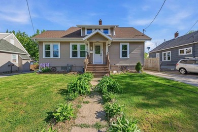 Enjoy lake views from the front yard of this inviting 3-bedroom - photo 20
