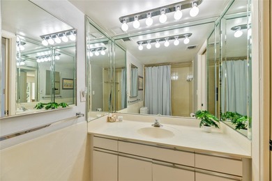 Spacious three bedroom, two bath corner unit located on the - photo 22