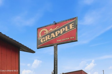 A Local Favorite ''The Grapple'' has built its reputation on - photo 35
