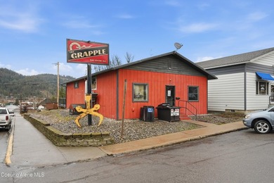 A Local Favorite ''The Grapple'' has built its reputation on - photo 36