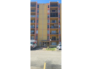 Blue Lagoon Lake Condo For Sale in Miami Florida