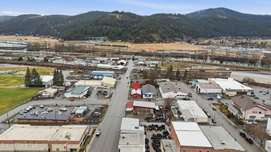 A Local Favorite ''The Grapple'' has built its reputation on - photo 45
