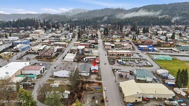 A Local Favorite ''The Grapple'' has built its reputation on - photo 48