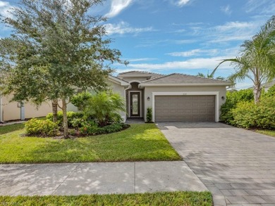 (private lake, pond, creek) Home For Sale in Naples Florida