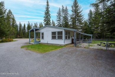 Enjoy peaceful Priest Lake living in this charming, newly - photo 3
