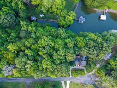 Lake Norman Lot For Sale in Statesville North Carolina