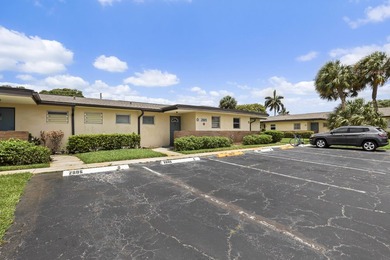 Welcome to this charming 1-bedroom, 1.5-bath villa offering - photo 19