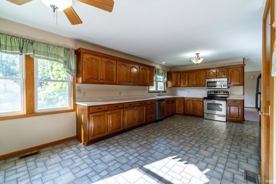 Price Improvement - Now $ 15,000 Less! Cozy Lake Retreat with - photo 20