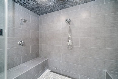 SO MUCH HOME FOR THE MONEY! Priced well below appraisal. This - photo 26