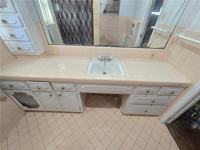 Step into a piece of Corpus Christi history with this spacious - photo 10
