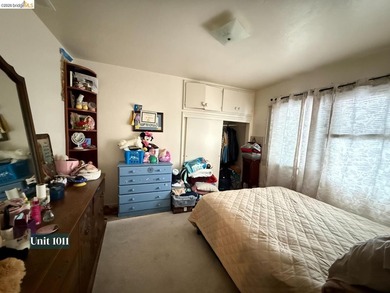 Exceptional duplex opportunity in Richmond offering the perfect - photo 32