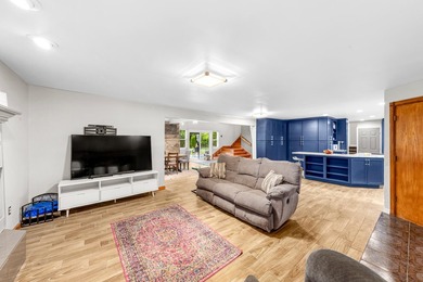 Walk to Fowler Lake & Downtown Oconomowoc! Imagine starting your - photo 6