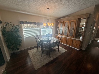 This well cared for 2-bedroom, 2 bathrooms Palm Harbor home - photo 15