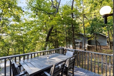 Welcome home to this beautiful 3 bedroom, 3 bathroom retreat on - photo 18