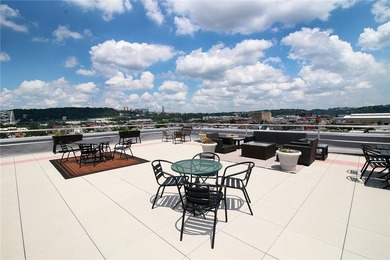 Experience authentic loft living the in the iconic South Side - photo 33