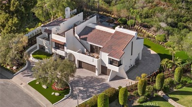 Completely reimagined with ocean views, exceptional privacy and - photo 43
