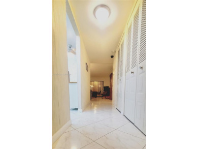 Lake Condo For Sale in Sunrise, Florida
