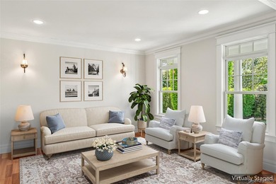 Welcome to this magnificent custom-built 5,000 sq ft waterfront - photo 10