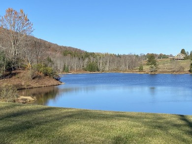 A panoramic view of th Appalachian Mountains, access to a 10 - photo 1