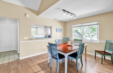 Welcome home to your beach-inspired, fully-furnished dream - photo 11