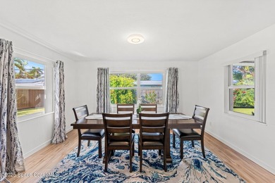 Coastal living at its best! This fully renovated 3-bed, 2-bath - photo 18