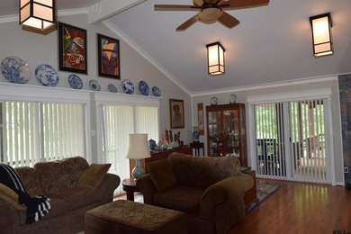 Enjoy the perfect blend of lake life, spacious yard and private - photo 21