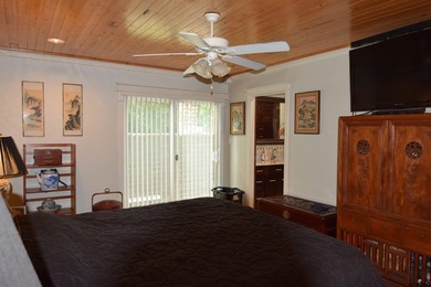 Enjoy the perfect blend of lake life, spacious yard and private - photo 25