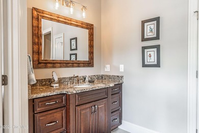 Sprawling, golf-front estate home in the gated community of Mid - photo 26