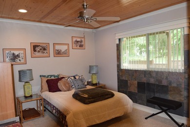 Enjoy the perfect blend of lake life, spacious yard and private - photo 28