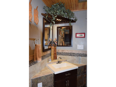 Enjoy the perfect blend of lake life, spacious yard and private - photo 30