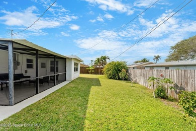 Coastal living at its best! This fully renovated 3-bed, 2-bath - photo 32