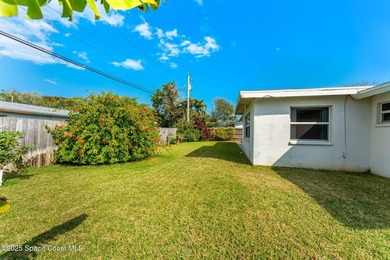 Coastal living at its best! This fully renovated 3-bed, 2-bath - photo 34