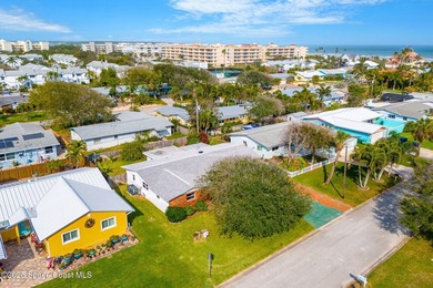 Coastal living at its best! This fully renovated 3-bed, 2-bath - photo 38
