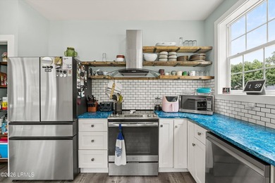 Modern coastal farmhouse living meets Lowcountry charm at 2 - photo 15