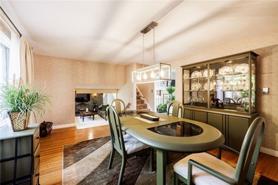 Beautifully maintained 3-bedroom, 1.5-bath split-level home - photo 19