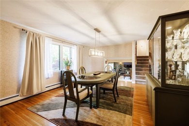 Beautifully maintained 3-bedroom, 1.5-bath split-level home - photo 20