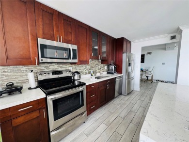 Little Maule Lake Condo For Sale in Aventura Florida