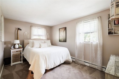 Beautifully maintained 3-bedroom, 1.5-bath split-level home - photo 22