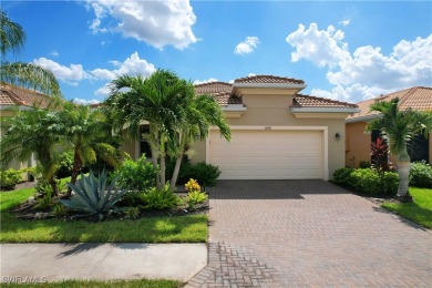 (private lake, pond, creek) Home Sale Pending in Fort Myers Florida