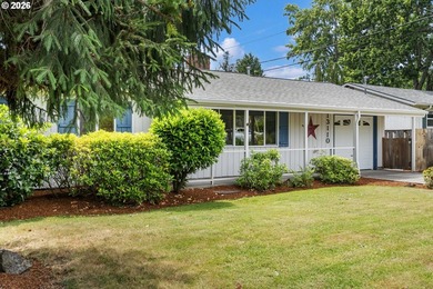 Opportunity knocks in the heart of Beaverton. This beautifully - photo 4