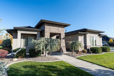 (private lake, pond, creek) Home For Sale in Star Idaho