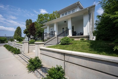 Luxury living in the heart of Downtown Coeur d'Alene!! This - photo 3