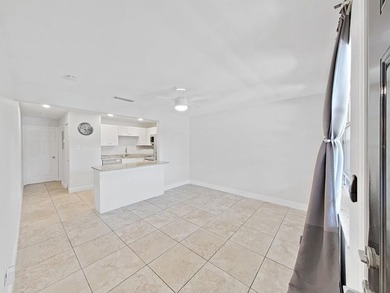 Beautifully Renovated 1-Bedroom Condo with Reserved Parking - - photo 4