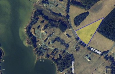 Discover the opportunity to build in Nandua Bay, a quiet bayside - photo 1