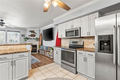 Tucked away at the end of a peaceful cul-de-sac, this 3-bedroom - photo 9