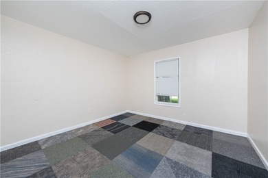 This property offers 4 bedrooms/ 2 bathrooms and a big side back - photo 11