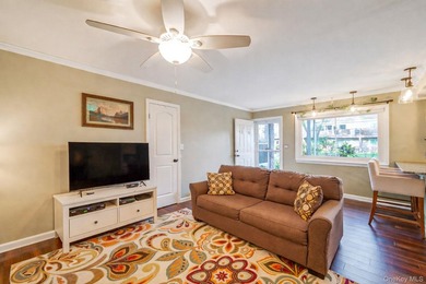 Bright and inviting home offering a perfect blend of comfort - photo 12