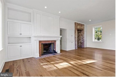 For Sale Subject to Existing Lease. A Long Tree Lined Drive - photo 13