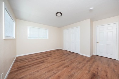 This property offers 4 bedrooms/ 2 bathrooms and a big side back - photo 15