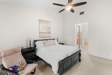 Welcome to this charming 2-bedroom, 2-bathroom villa situated at - photo 16